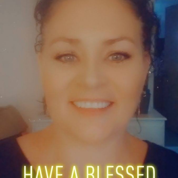 Meet your Posher, Nikkole - Picture 8 of 11